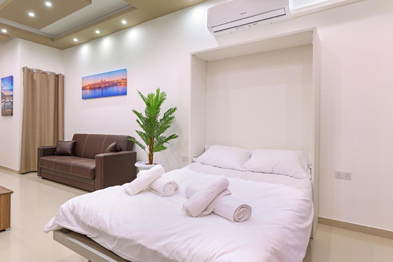 Gem Beachfront Apt With Amazing Bay And Sea Views Birżebbuġa Dış mekan fotoğraf